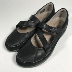 Ecco Women's Black Strap Flats